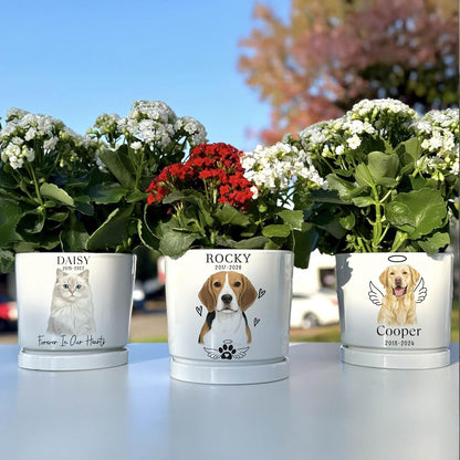 Personalized Grandma Gift - Custom Flower Pot with Names - Ceramic Planter Gift for Mom, Grandma's Garden for Grandma
