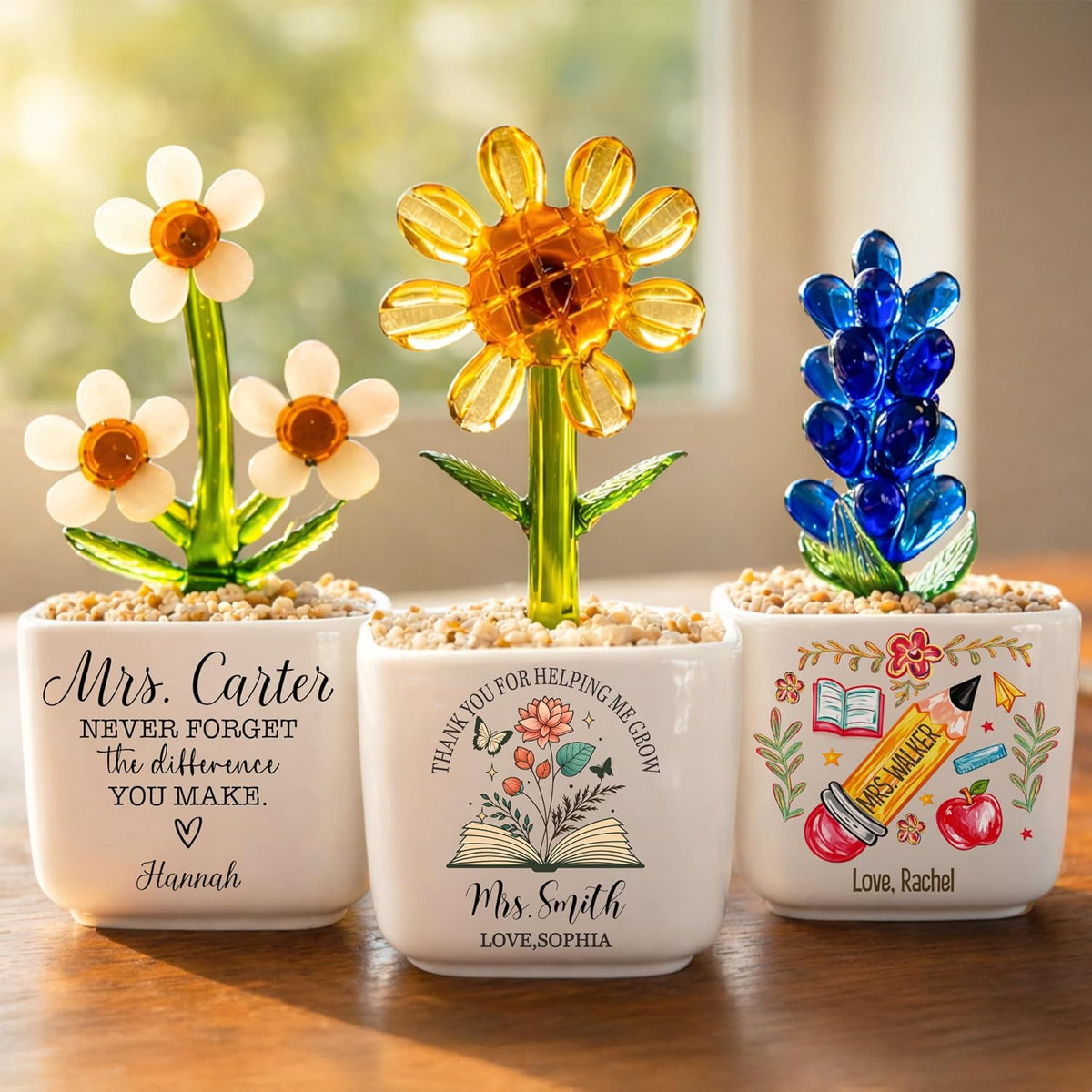 Personalized Grandma Gift - Custom Flower Pot with Names - Ceramic Planter Gift for Mom, Grandma's Garden for Grandma