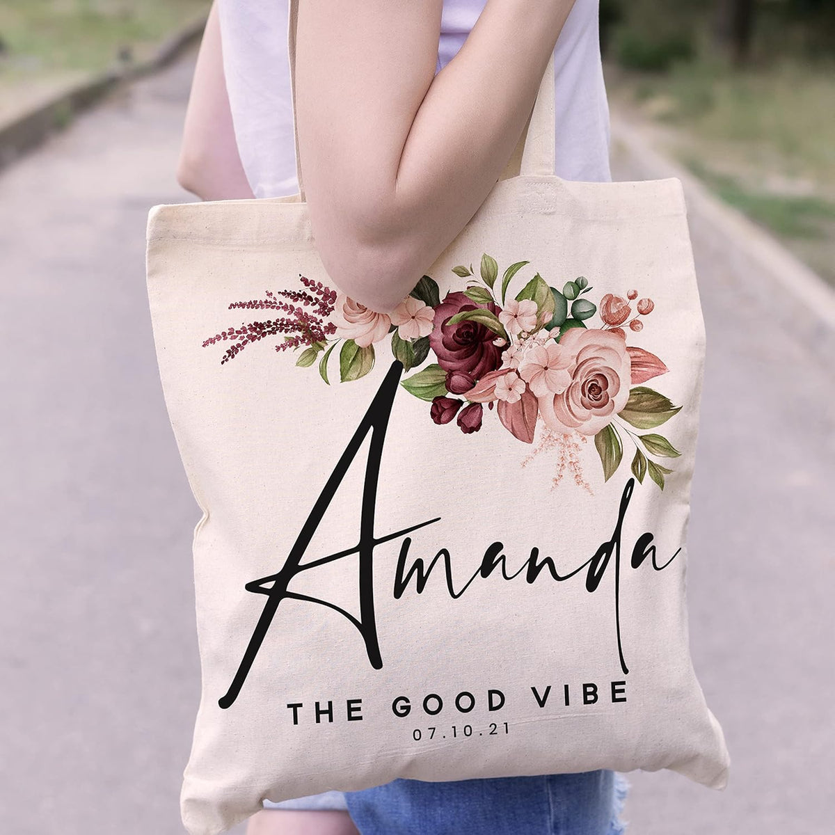 Personalized Wedding Tote Bags Gift for Bride Bridesmaid Women w/Name Text Date - Customized Floral Beach/Travel Canvas Bag - Custom Bridal Shower Bachelorette Party Accessories - Christmas c1 (Single)