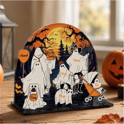 Personalized Halloween Ghost Family Acrylic Sign - Custom Name Spooky Decor for Mom Dad Kids Pets - Add Names & Choose Icons - Cute Haunted Scene Table Display for Fall Home Decoration Gift