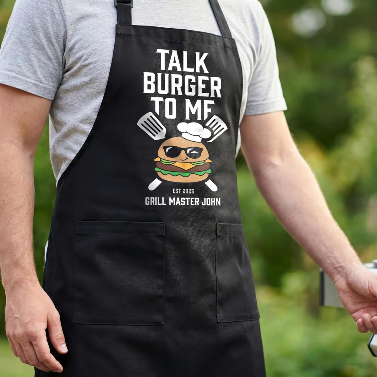 Father’s Day BBQ Apron for Dad – Personalized Grill Master Apron with Name & Year – Custom Cooking Apron for Men, Husband, Grandpa – Funny Backyard Barbecue Gift for Pitmaster & Outdoor Grilling
