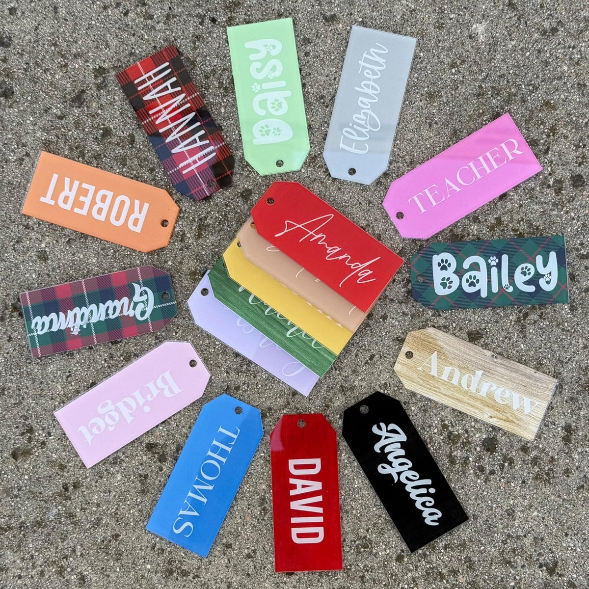 Zexpa Apparel Personalized Acrylic Gift Tags - Custom Name Tags in Multiple Colors & Patterns, Gift for Mom, Weddings, Holidays - Personalization for Christmas, Birthdays, Parties, Baby Showers