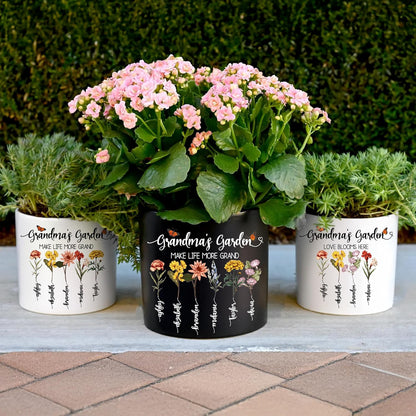 Personalized Grandma Gift - Custom Flower Pot with Names - Ceramic Planter Gift for Mom, Grandma's Garden for Grandma