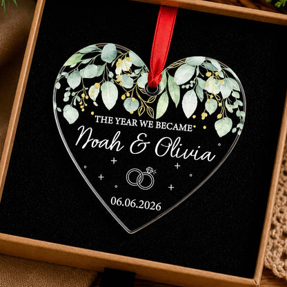 Personalized Wedding Gift, Mr and Mrs Christmas Ornament, Couples Keepsake