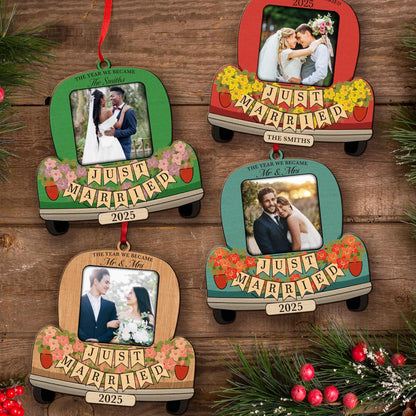 Personalized Just Married Photo Ornament 2026 – Custom Wedding Car Picture Frame Keepsake with Name & Year – Mr & Mrs Newlywed Christmas Tree Decoration – Gift for Couples, Bride, Groom