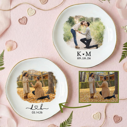 Personalized Proposal Photo Ring Dish Plate – Custom Engagement Gift with Couple Picture, Name & Date – Ceramic Jewelry Tray for Fiancé, Bride to Be, Girlfriend – Valentine’s Day Keepsake