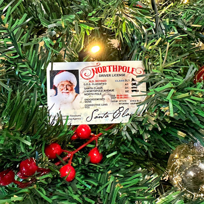 Zexpa Apparel Santa Claus North Pole Driver License - Fun Novelty Christmas ID Card for Kids, Holiday Party Favor, Christmas Stocking Stuffer, Sleigh Restrictions Card for Santa Fans
