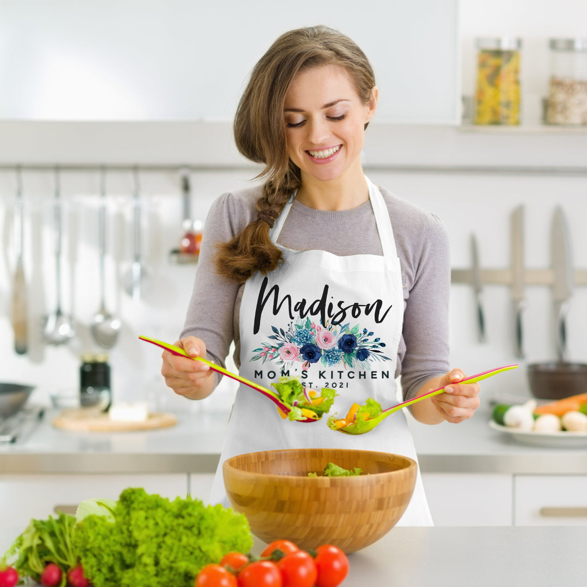 Personalized Floral Apron for Women w/ Pocket Adjustable Neck Custom Aprons Chef Gifts Grilling Apron Baking Gift, Mom, Daughter, Kitchen