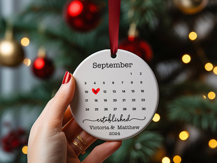 Personalized Couple Anniversary Ornament, Wedding Date, Custom Engagement Calendar Gift, Christmas Married, Marriage Keepsake, Newlywed Xmas