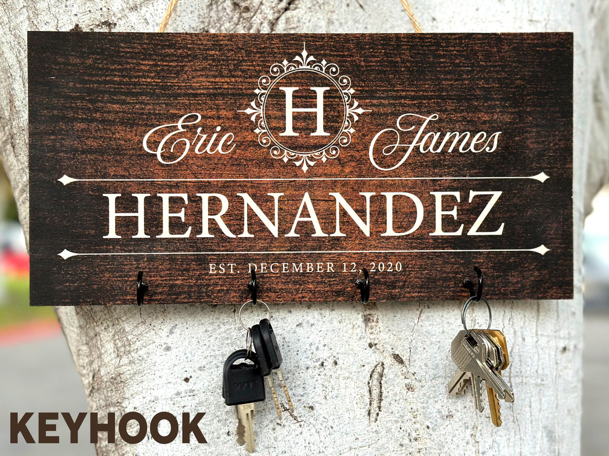 New Home Gifts for Family Name Sign, Custom Key Holder, Home Decor Gift for Couple Housewarming, First Home Gift, Realtor Closing Gift
