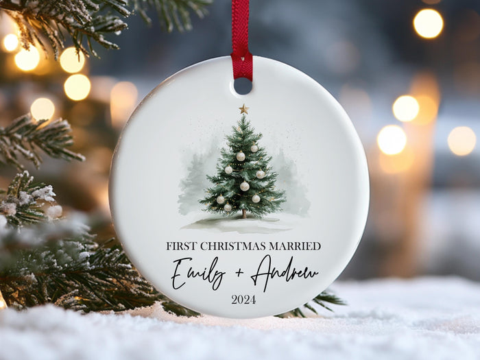 First Christmas Married Ornament 2026, Personalized Couple’s Gift, Custom Tree Decoration, Wedding Ornament, Newlywed Keepsake, Holiday Gift