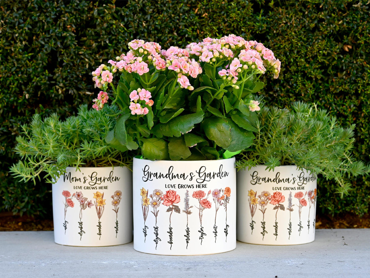 Grandmas Garden Gift for Grandma, Personalized Gifts for Mothers Day Gifts, Personalized Flower Pot, Birth Flower Mom Gifts from Daughter