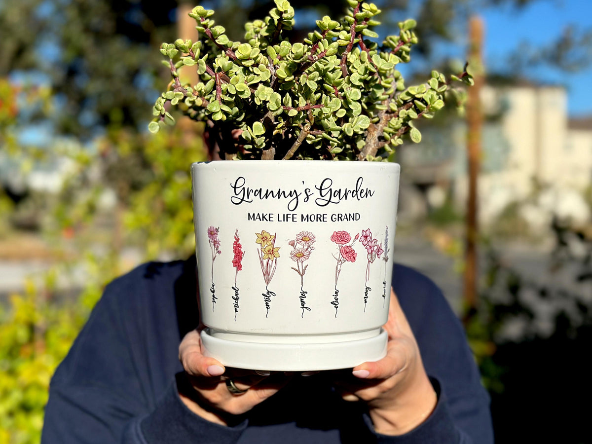 Grandmas Garden Gift for Grandma, Personalized Gifts for Mothers Day Gifts, Personalized Flower Pot, Birth Flower Mom Gifts from Daughter
