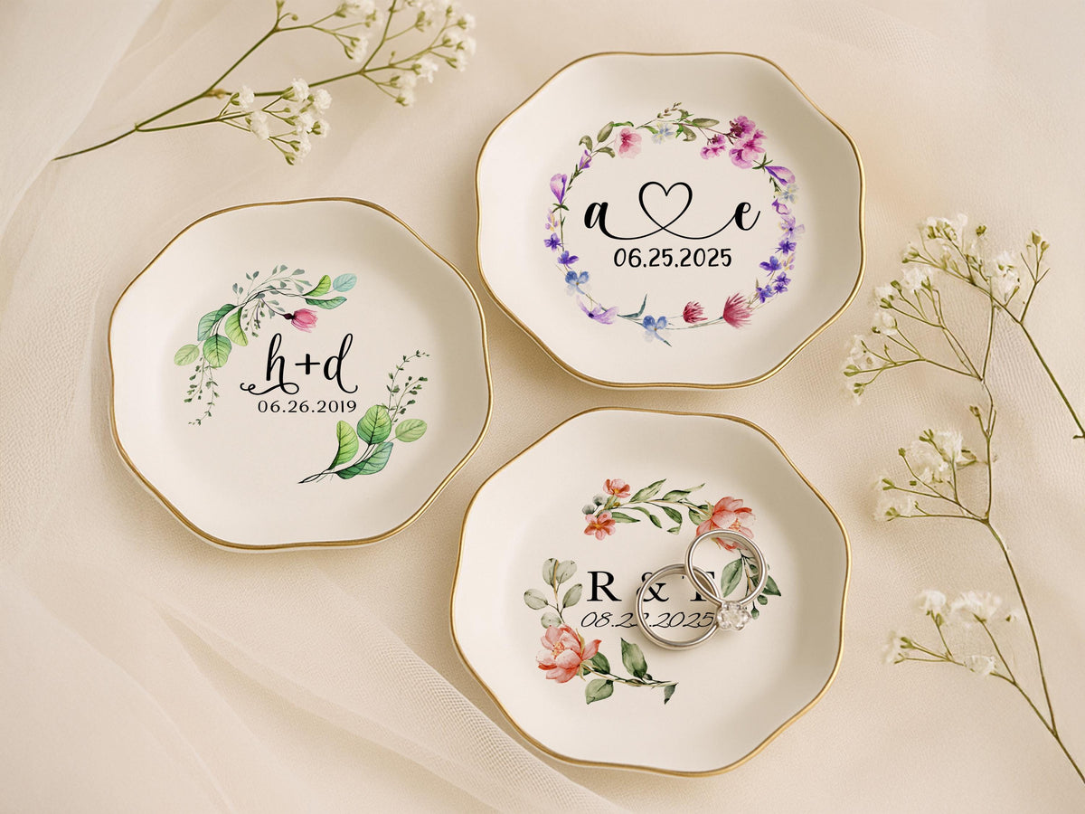 Engagement Ring Dish, Personalized Wedding Ring Dish, Initials Heart Date Ring Dish, Gift For Bride and Groom, Wedding Gift, Bridal Shower