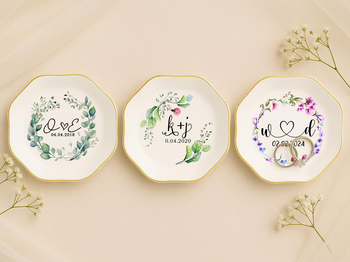 Engagement Ring Dish, Personalized Wedding Ring Dish, Initials Heart Date Ring Dish, Gift For Bride and Groom, Wedding Gift, Bridal Shower