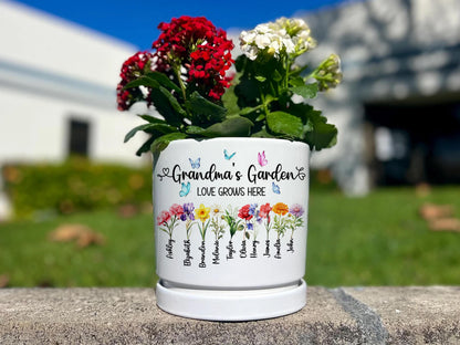 Grandma Gift, Personalized Gifts for Mom, Mom Birthday Gift, Ceramic Pot, Birth Flower Mom Gifts from Daughter, Grandmas Garden Plant Pot