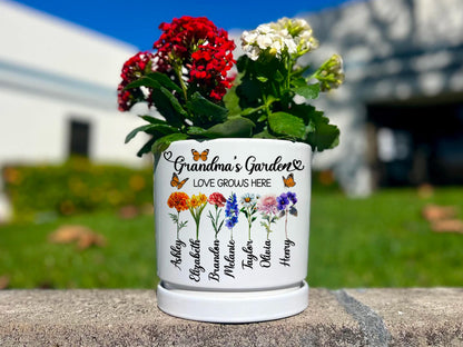 Personalized Flower Pot with Grandkids Name | Custom Gift for Grandma | Custom Grandma Gift for Mothers Day Gift | Custom Outdoor Flower Pot