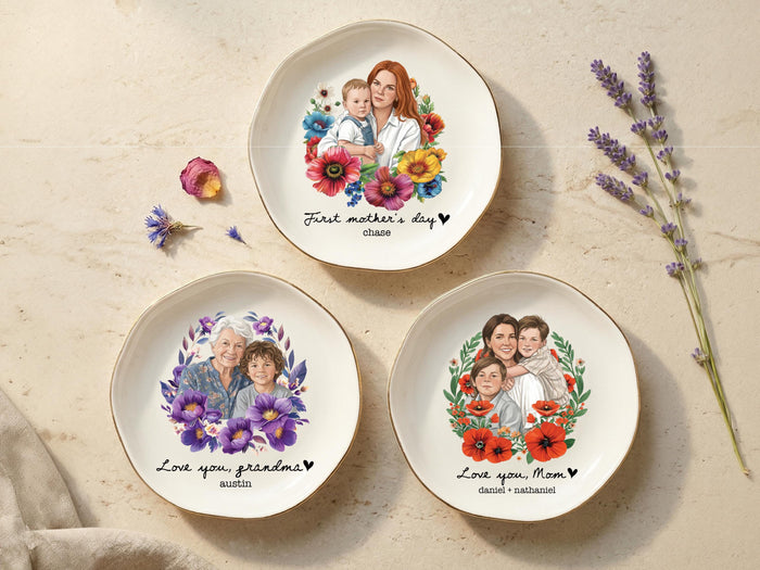 Personalized Photo Trinket Dish, Mothers Day Gift for Mom, Custom Ring Dish Gift for Grandma, Birthday Jewelry Dish, Trinket Tray Mom Gift