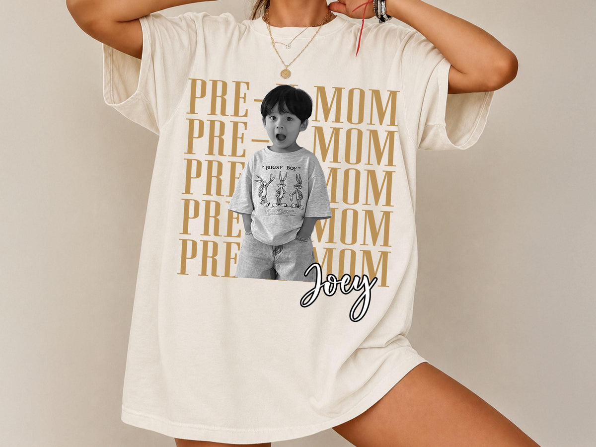 Senior Mom Shirt with Custom Photo, Class of 2027 Comfort Colors T-Shirt, Personalized Proud Mom of a Graduate Gift, Senior Graduation Shirt