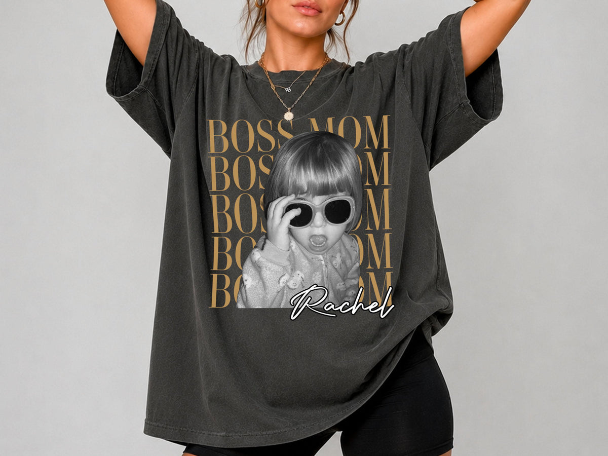 Senior Mom Shirt with Custom Photo, Class of 2027 Comfort Colors T-Shirt, Personalized Proud Mom of a Graduate Gift, Senior Graduation Shirt