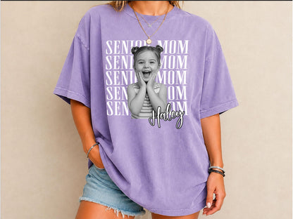 Senior Mom Shirt with Custom Photo, Class of 2027 Comfort Colors T-Shirt, Personalized Proud Mom of a Graduate Gift, Senior Graduation Shirt