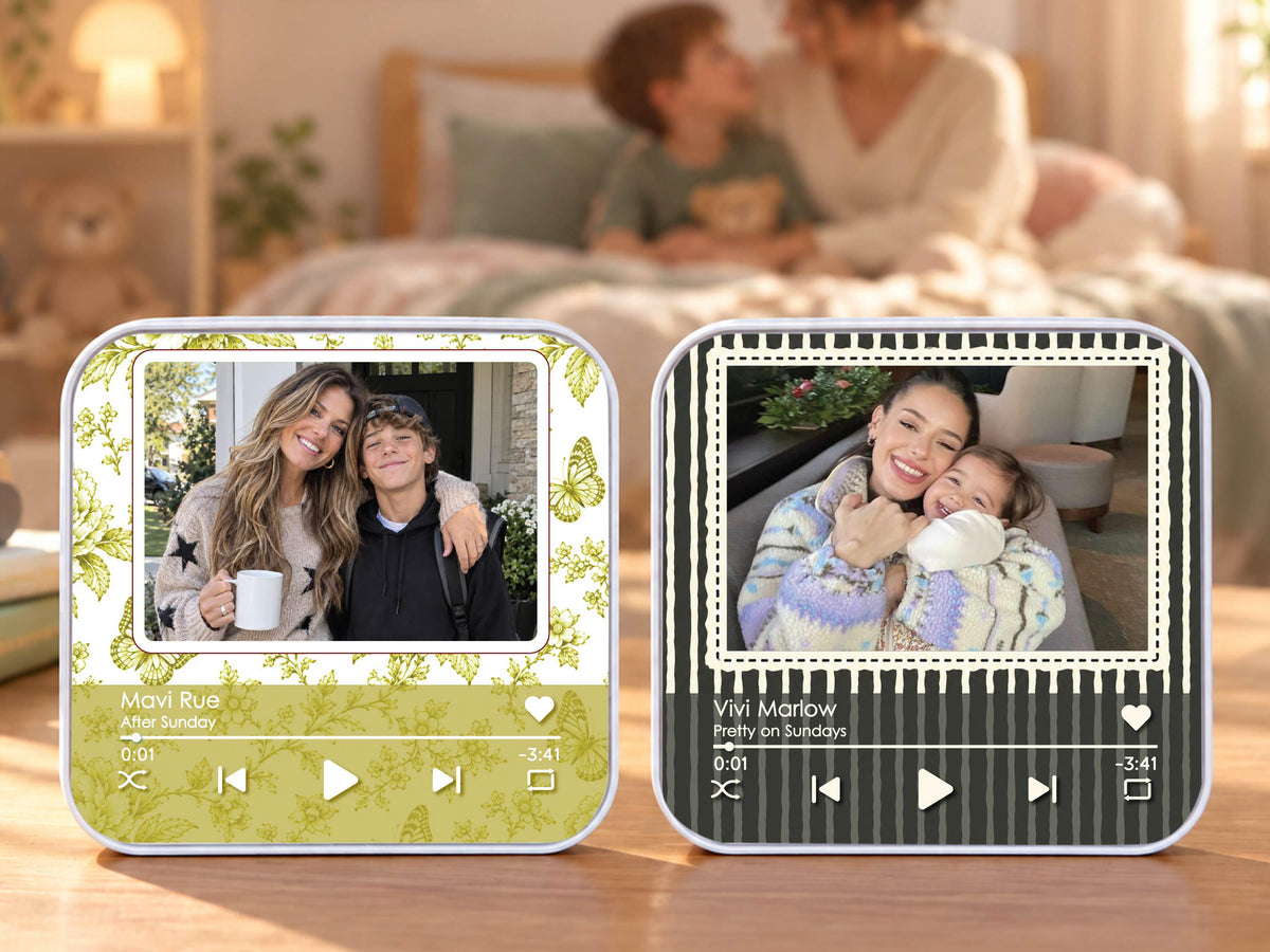 Custom Auntie Gifts, Striped Photo Music Magnet, Song Magnets That Can Plays Music, Personalized Aunt and Niece Gifts for Her Birthday