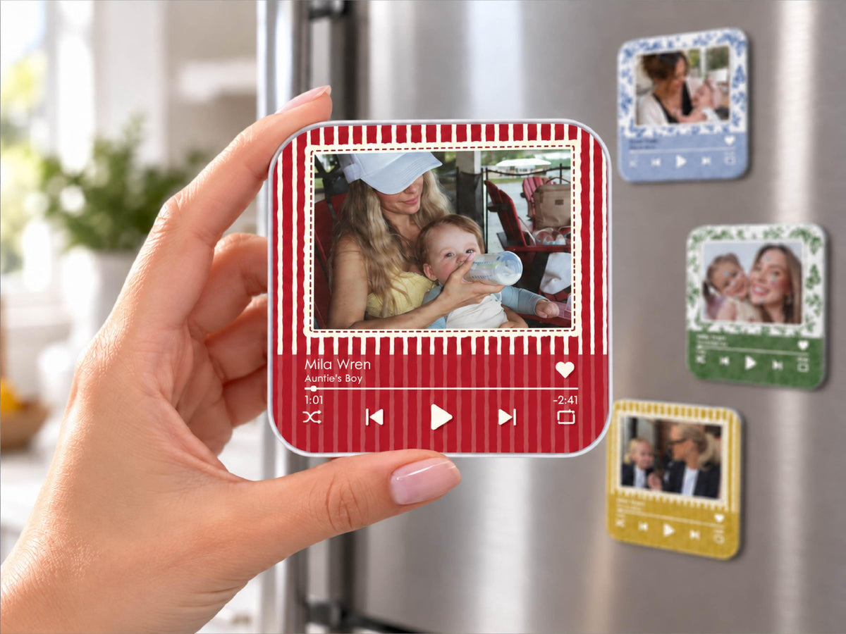 Custom Auntie Gifts, Striped Photo Music Magnet, Song Magnets That Can Plays Music, Personalized Aunt and Niece Gifts for Her Birthday