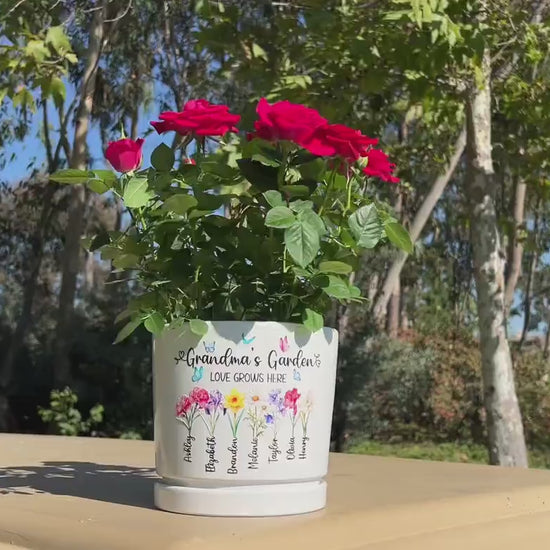 Grandma Gift, Personalized Gifts for Mom, Mom Birthday Gift, Ceramic Pot, Birth Flower Mom Gifts from Daughter, Grandmas Garden Plant Pot