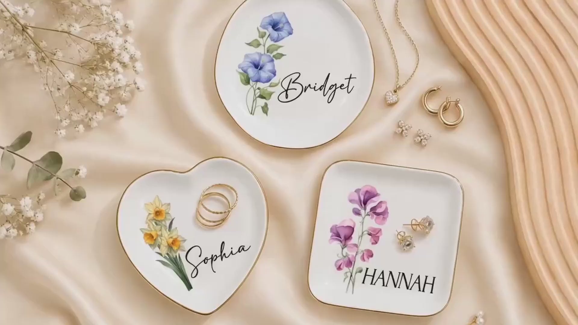 Personalized Birth Flower Ring Dish with Name