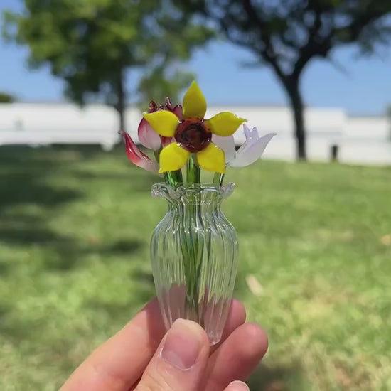 Glass Birth Flower Mom Gifts, Mini Glass Flower with Vase, Handblown Spring Flower Bouquet, Floral Desk Décor, Gift For Her, Birthday Gift