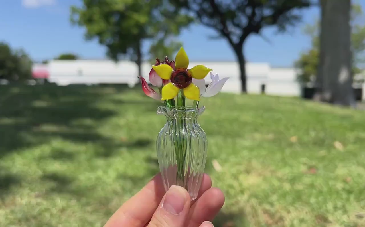 Glass Birth Flower Mom Gifts, Mini Glass Flower with Vase, Handblown Spring Flower Bouquet, Floral Desk Décor, Gift For Her, Birthday Gift