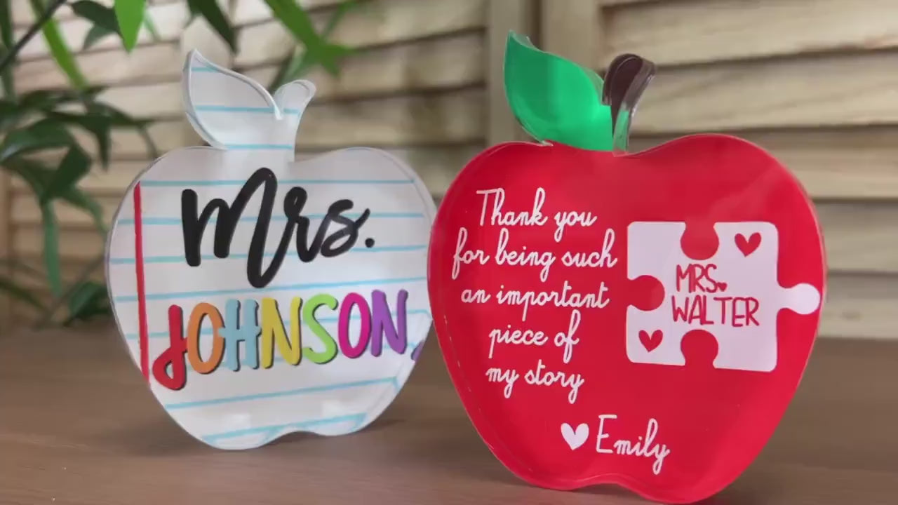 Back to School Gift, Personalized Teacher Gift Idea, Apple Plaque for Teacher, Custom Name Classroom Gift, Teacher Appreciation Gifts