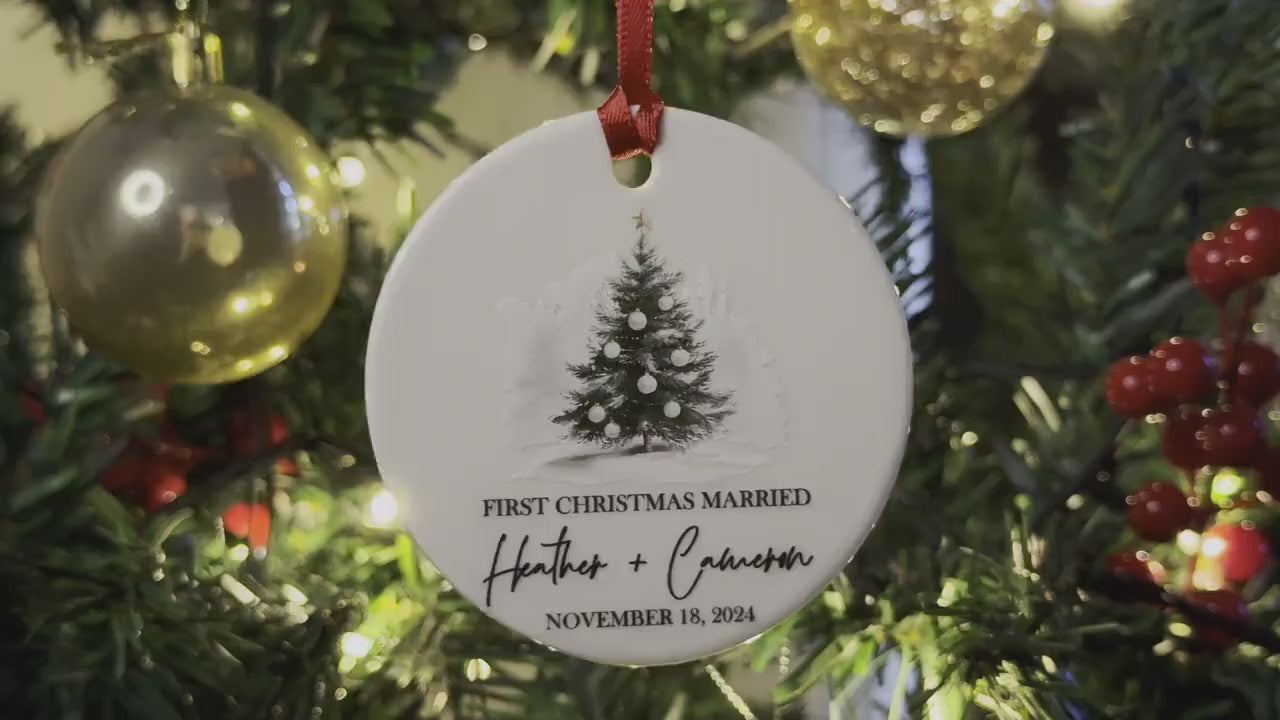 First Christmas Married Ornament For Christmas Tree Decoration, Personalized Wedding Gift for Newlywed Gift, Our First Christmas Ornament